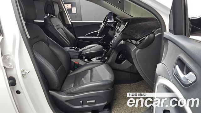 Hyundai Santafe 2015 — photo 16