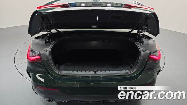 BMW 4-Series 2022 — photo 15