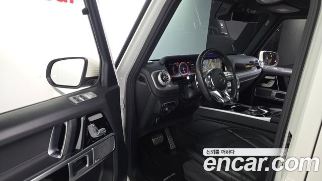 Mercedes-Benz G-Class 2020 — photo 10