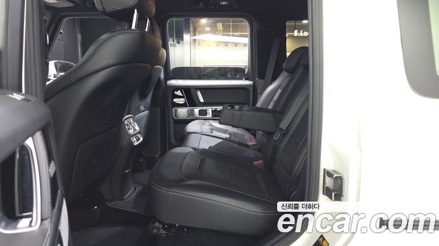 Mercedes-Benz G-Class 2020 — photo 11