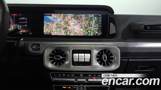 Mercedes-Benz G-Class 2020 — photo 14