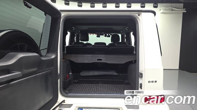 Mercedes-Benz G-Class 2020 — photo 20