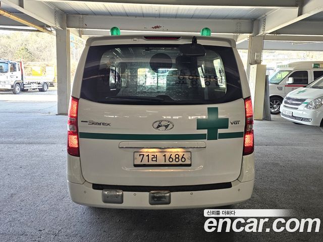 Hyundai Starex 2015 — photo 4