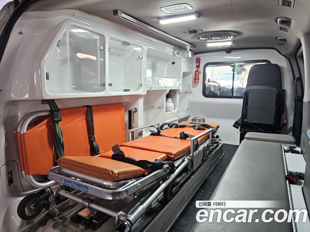 Hyundai Starex 2015 — photo 10