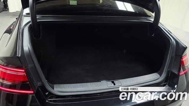 Genesis G90 2022 — photo 24