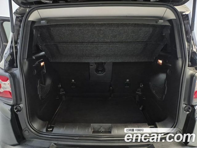 Jeep Renegade 2017 — photo 18