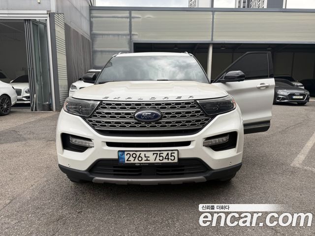Ford Explorer 2022 — photo 3