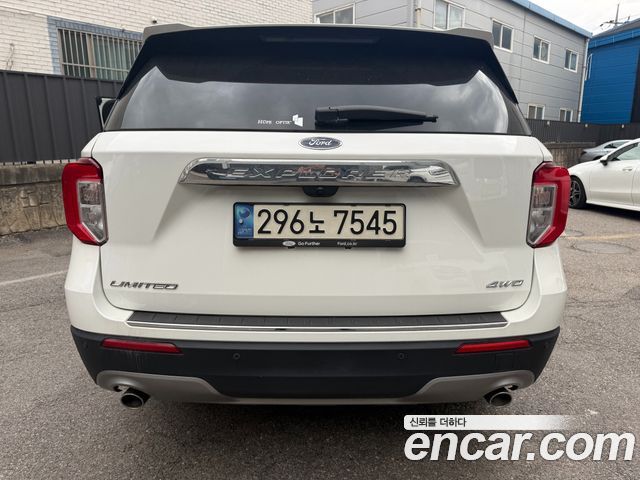 Ford Explorer 2022 — photo 4