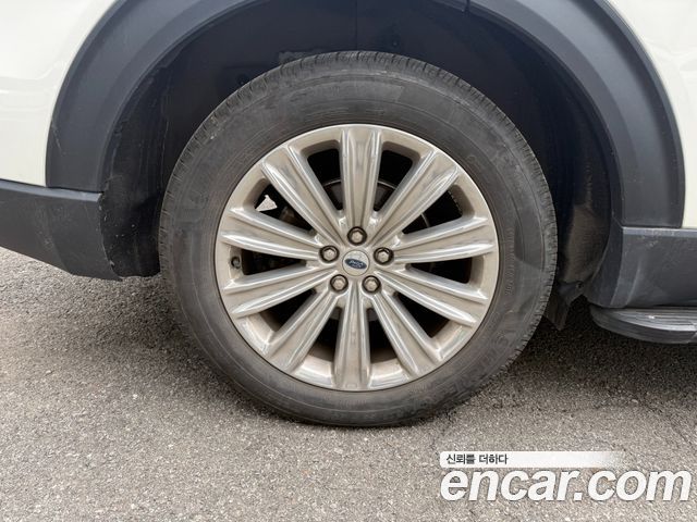 Ford Explorer 2022 — photo 5
