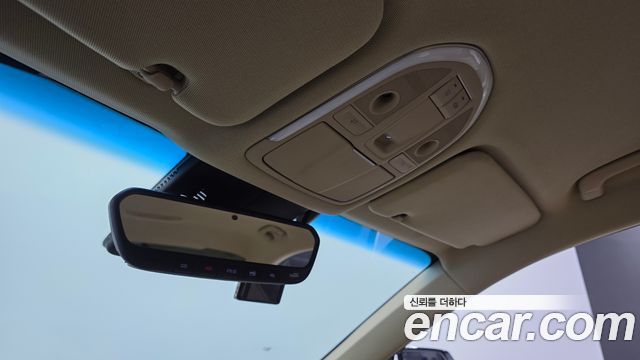 Genesis G80 2018 — photo 25