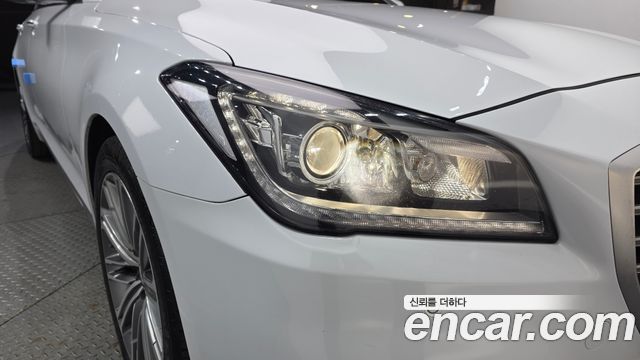 Genesis G80 2018 — photo 8