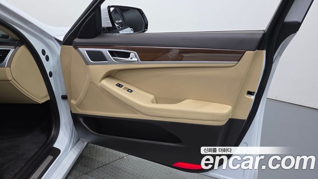 Genesis G80 2018 — photo 14
