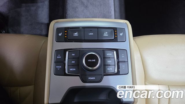 Genesis G80 2018 — photo 30