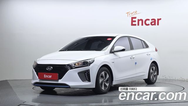 Hyundai Ioniq 2017 — photo 1