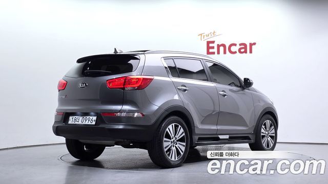 Kia Sportage 2016 — photo 2