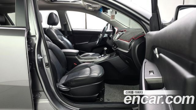 Kia Sportage 2016 — photo 11