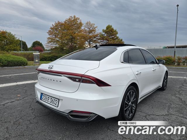 Hyundai Grandeur 2023 — photo 4