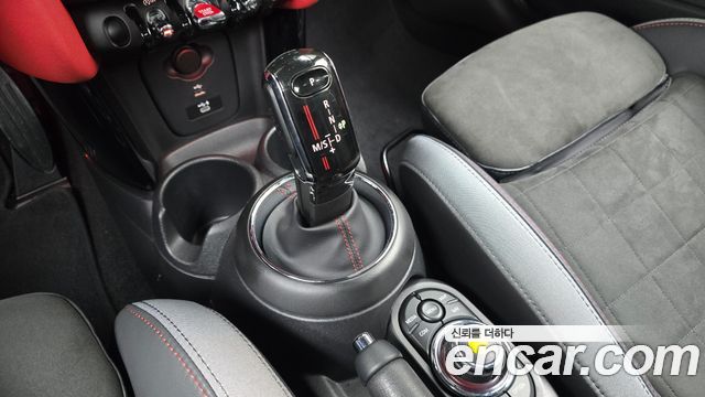Mini Cooper 2021 — photo 12