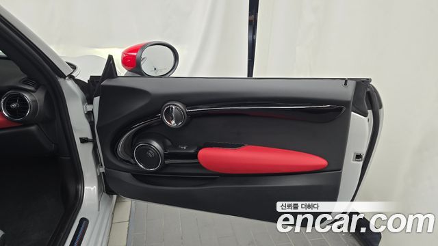 Mini Cooper 2021 — photo 15