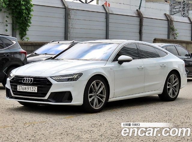 Audi A7 2020 — photo 2