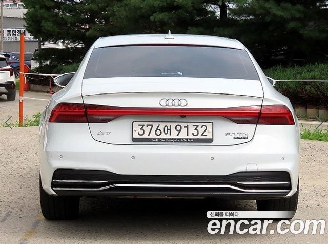 Audi A7 2020 — photo 4