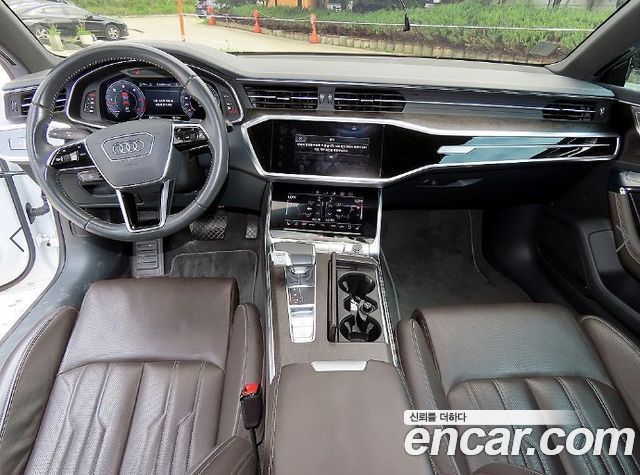 Audi A7 2020 — photo 7