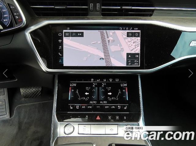 Audi A7 2020 — photo 12