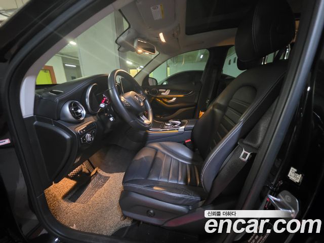 Mercedes-Benz GLC-Class 2018 — photo 3