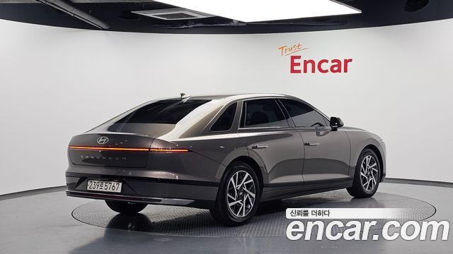 Hyundai Grandeur 2023 — photo 2
