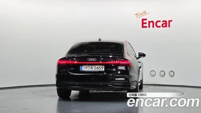 Audi A7 2022 — photo 4