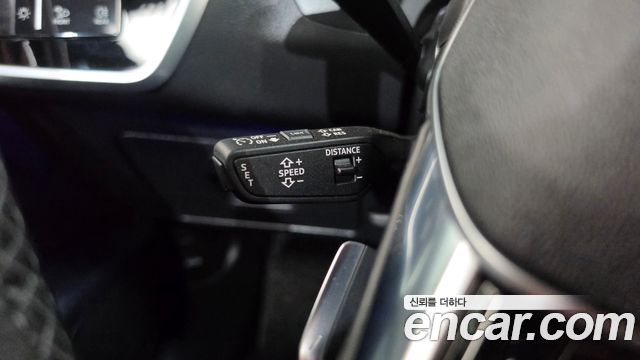Audi A7 2022 — photo 25