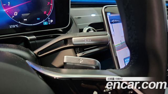 Mercedes-Benz S-Class 2026 — photo 9