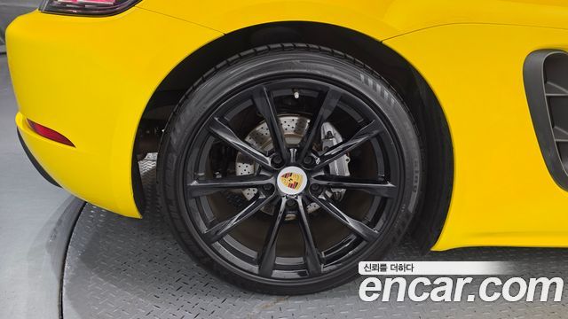 Porsche 718 2020 — photo 5