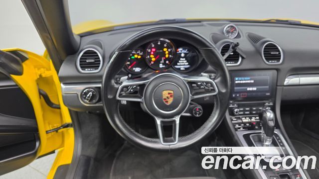 Porsche 718 2020 — photo 13