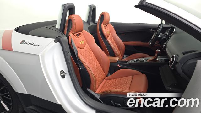 Audi TT 2016 — photo 11