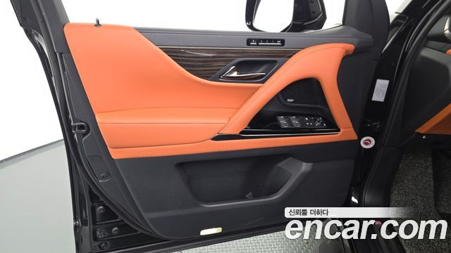 Lexus LX 2025 — photo 14