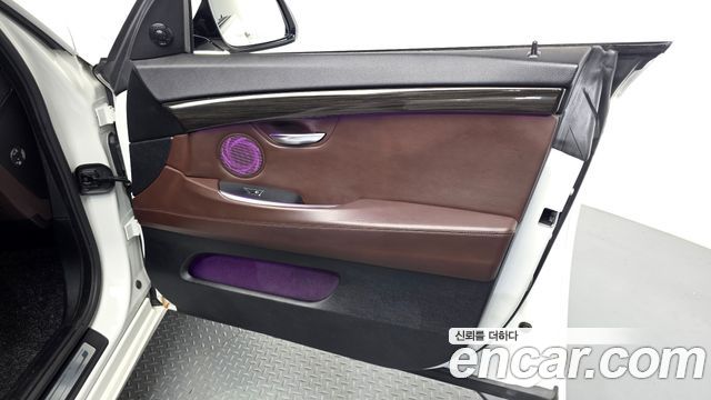 BMW Gran Turismo 2016 — photo 14