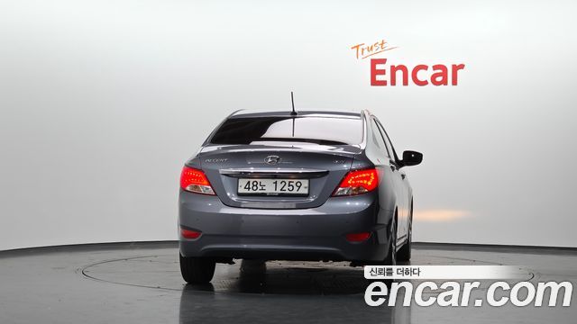 Hyundai Accent 2017 — photo 4