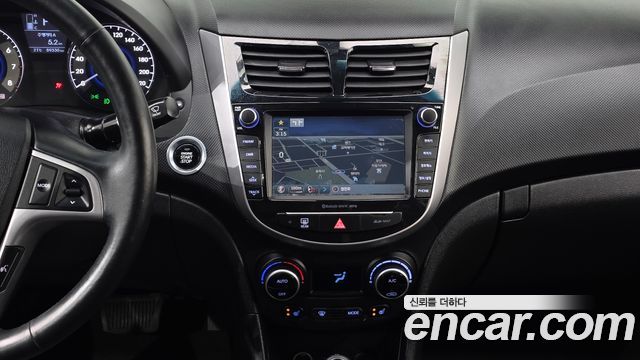 Hyundai Accent 2017 — photo 14