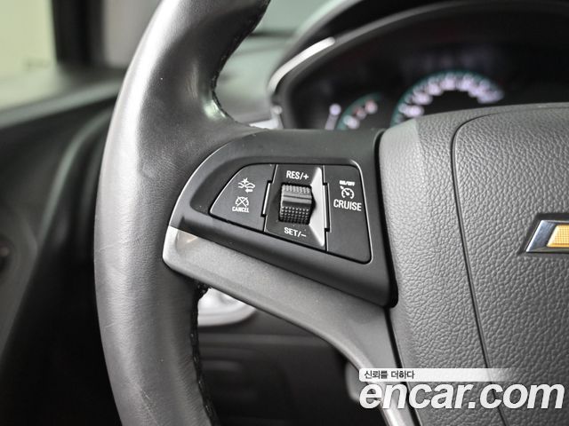 Chevrolet Korea Trax 2019 — photo 16