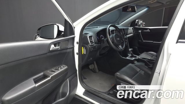 Kia Sportage 2018 — photo 10