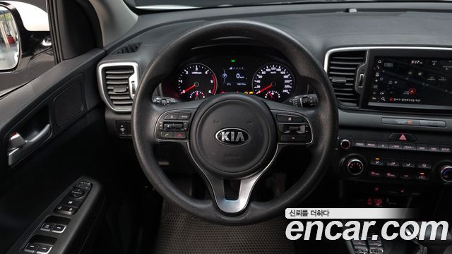 Kia Sportage 2018 — photo 13