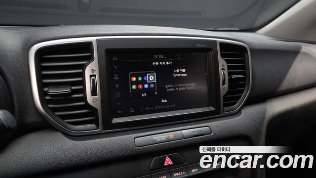 Kia Sportage 2018 — photo 16