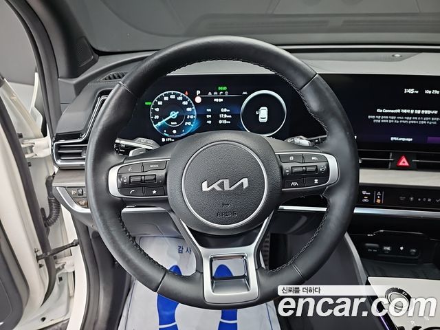 Kia Sportage 2023 — photo 11