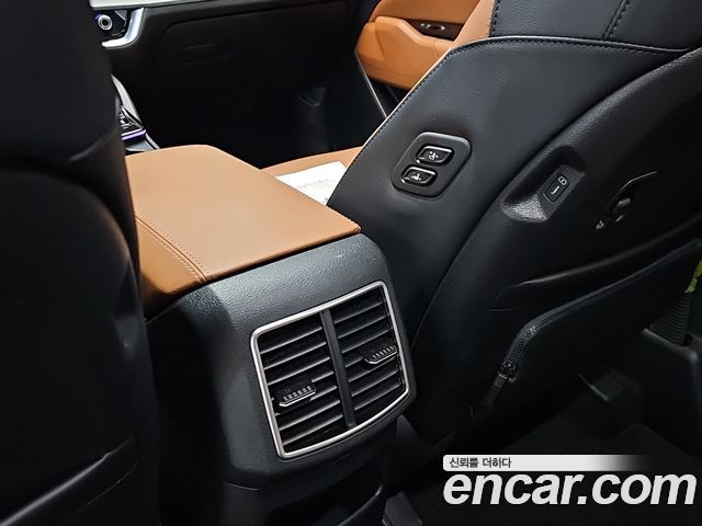 Kia Sportage 2023 — photo 17