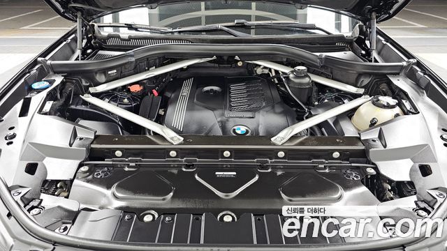 BMW X5 2021 — photo 6