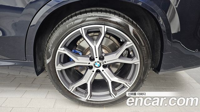 BMW X5 2021 — photo 7