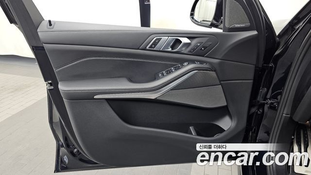 BMW X5 2021 — photo 14