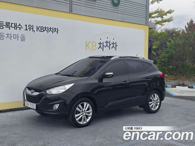 Hyundai Tucson 2011 — photo 1