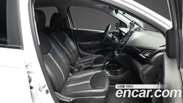 Chevrolet Korea Spark 2019 — photo 11